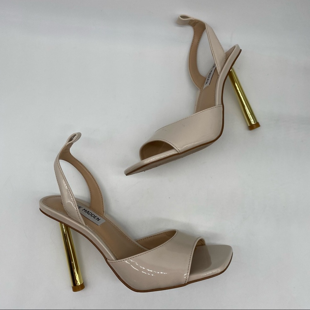 Steve Madden buoyant stiletto ankle straps sandals in patent nude
Size 6M - Picture 5 of 7
